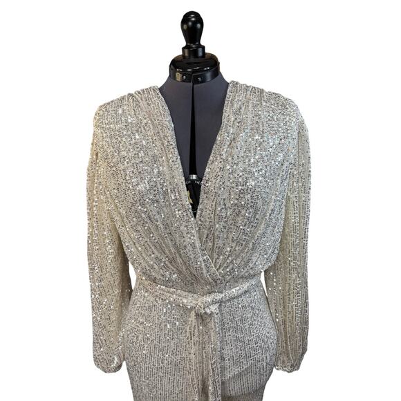 NWT Baltic Born Brussels Sequin Jumpsuit Ivory White Sparkly Holiday Sz L - Picture 2 of 10